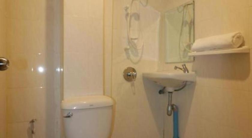 Oyo 253 Kk 11 Boutique Inn Банкок Екстериор снимка